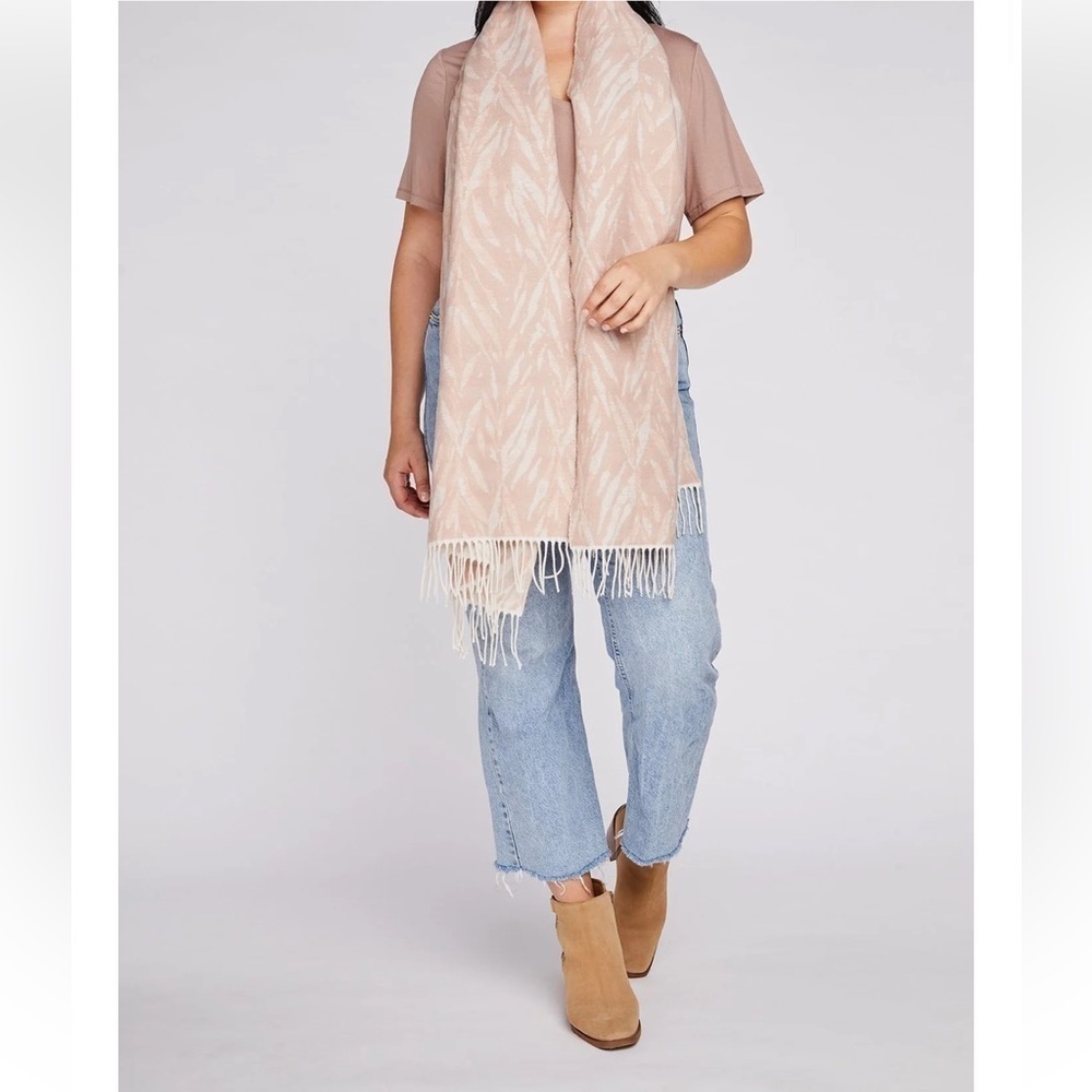 NWT Gentle Fawn Soft Revival Wrap (O/S) - Picture 2 of 8